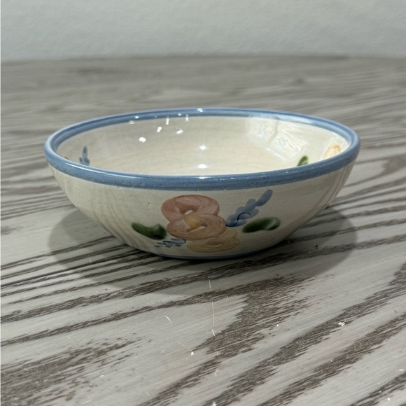 Vintage Louisville Stoneware Floral XL Bowl - Picture 3 of 5